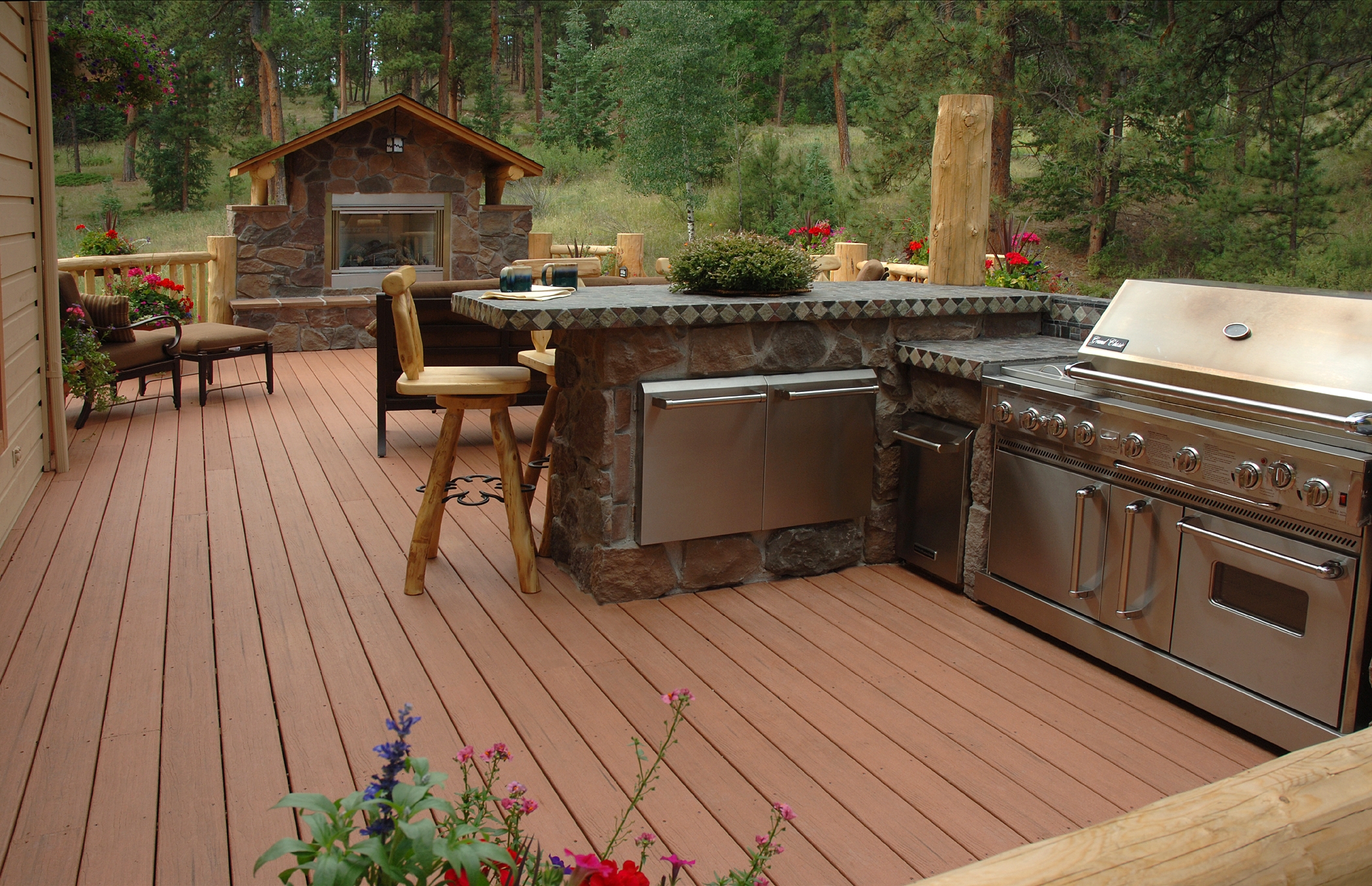 AERT Vantage Collection Decking 