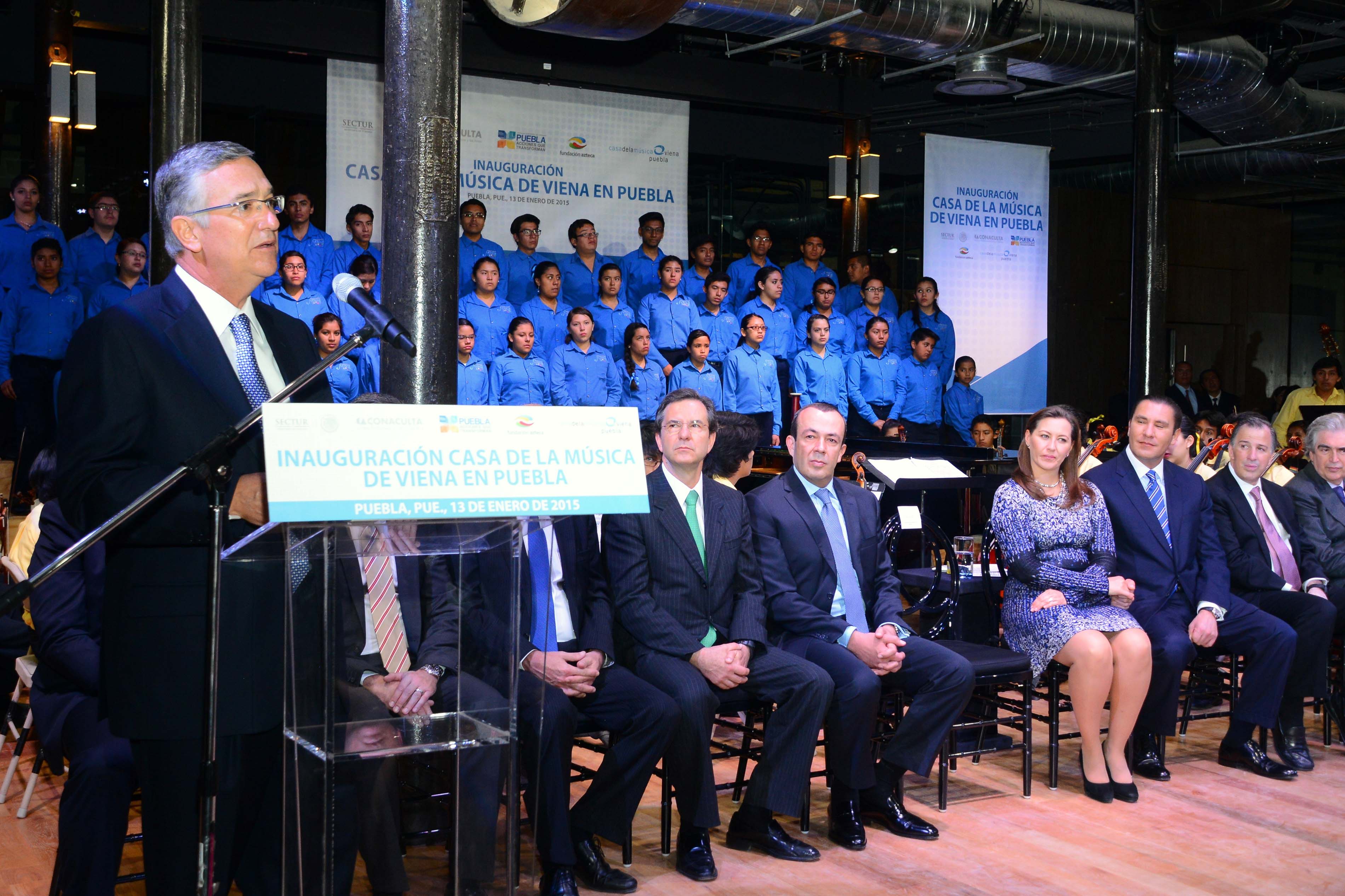 Ricardo B. Salinas inaugurates The House of Music