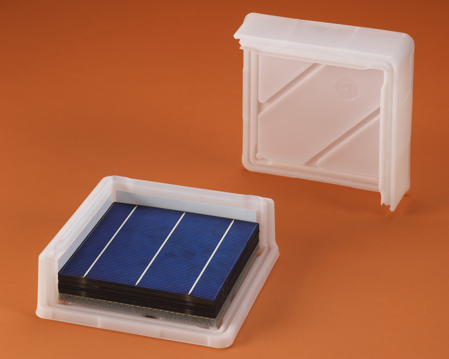 Entegris multifunction solar shipper