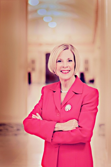 Dr. Susan Brackett