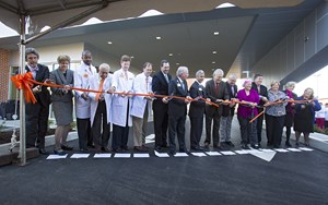 Cancer survivors, physicians and executives open The University of Tennessee Medical Center Cancer Institute