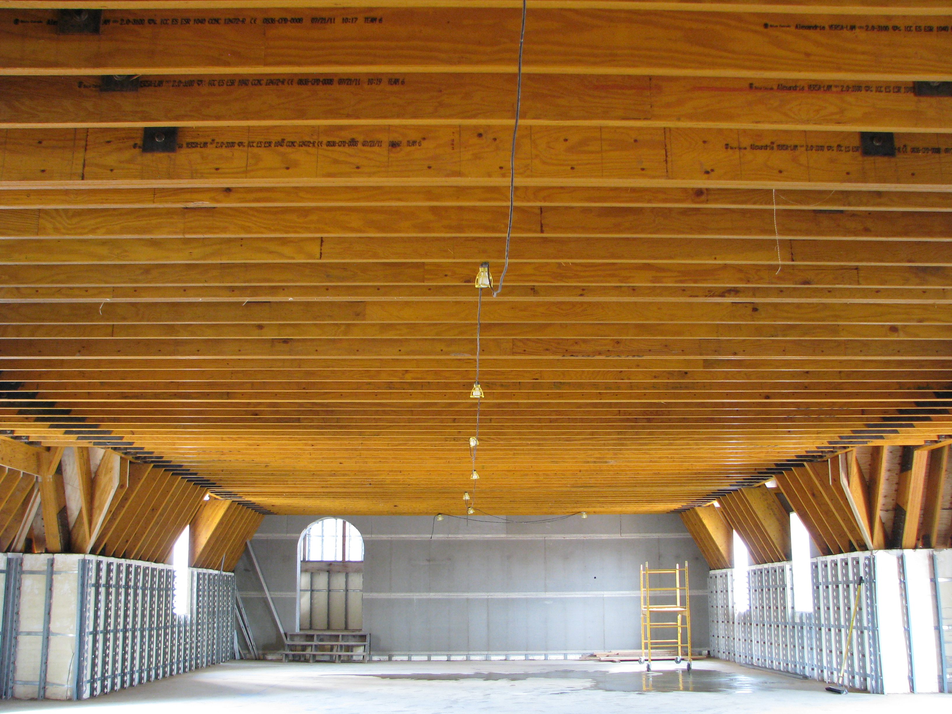 Versa-Lam(R) Laminated Veneer Lumber