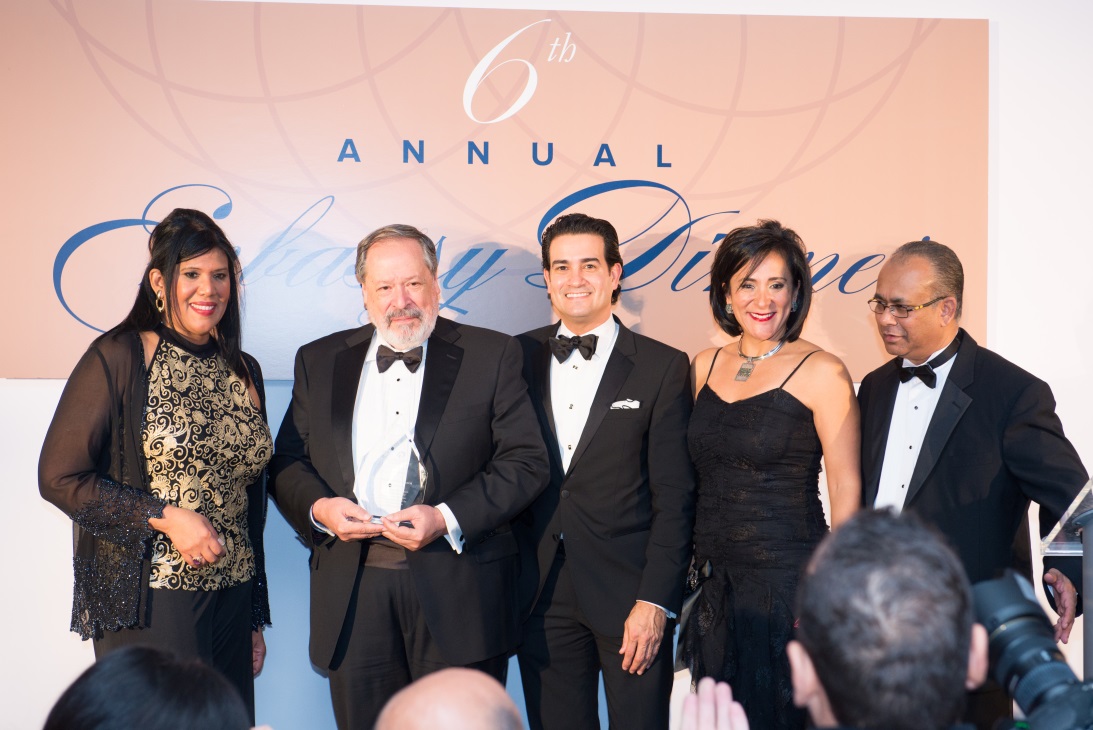Ambassador of El Salvador Francisco Altschul receiving the Public Service Award 