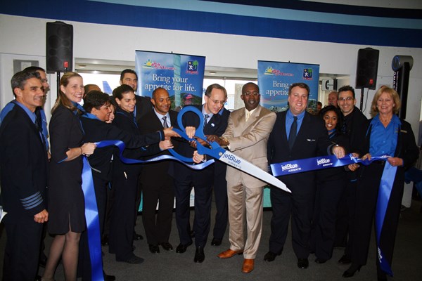 JetBlue Celebrates Inaugural Flight from JFK to St. Maarten