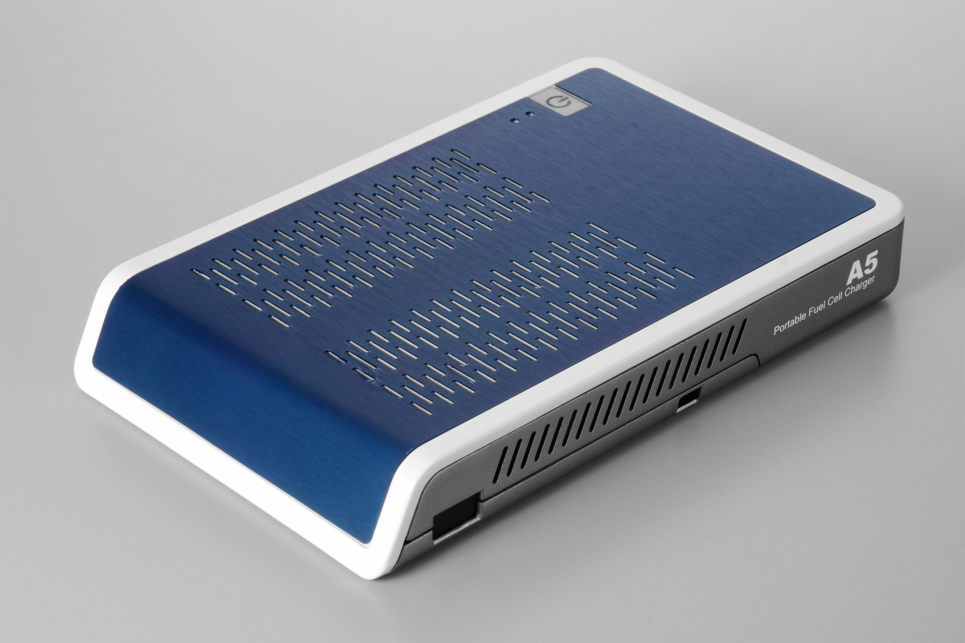 Antig's A5 Portable Fuel Cell Charger