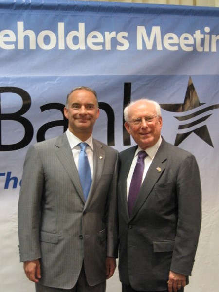 Photo - Crawford and McGurk at 2011 Shareholders