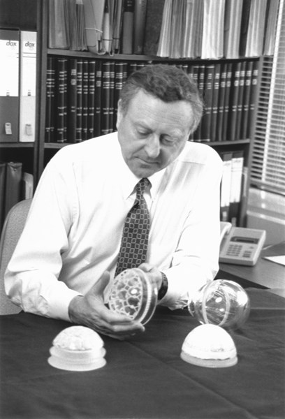 David-Whitehouse_GRAY-apd