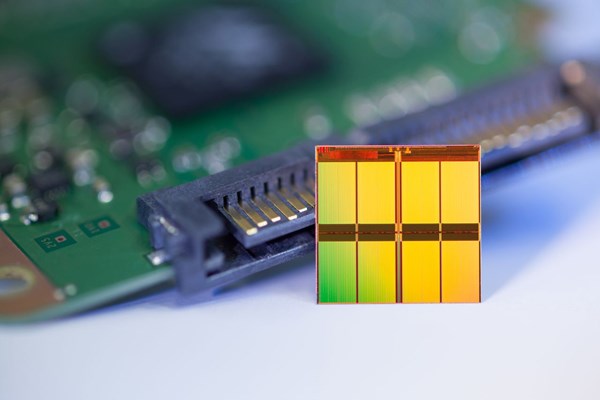 Micron 16nm NAND