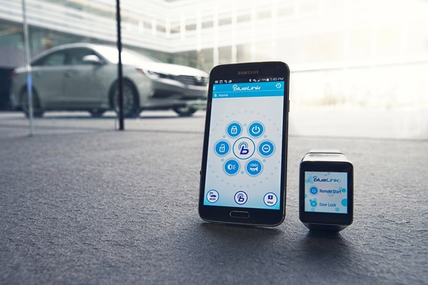 Hyundai's Blue Link smartwatch application