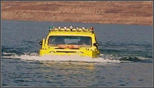 Amphibious 4x4 Off-Road