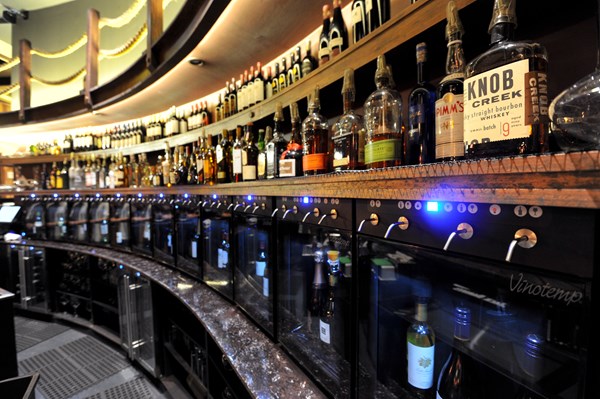 Tel'veh Cafe & Wine Bar