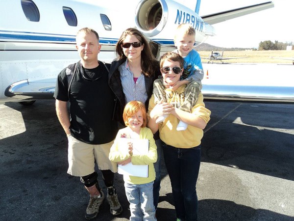 Army SSG Oliver Hughes and Family