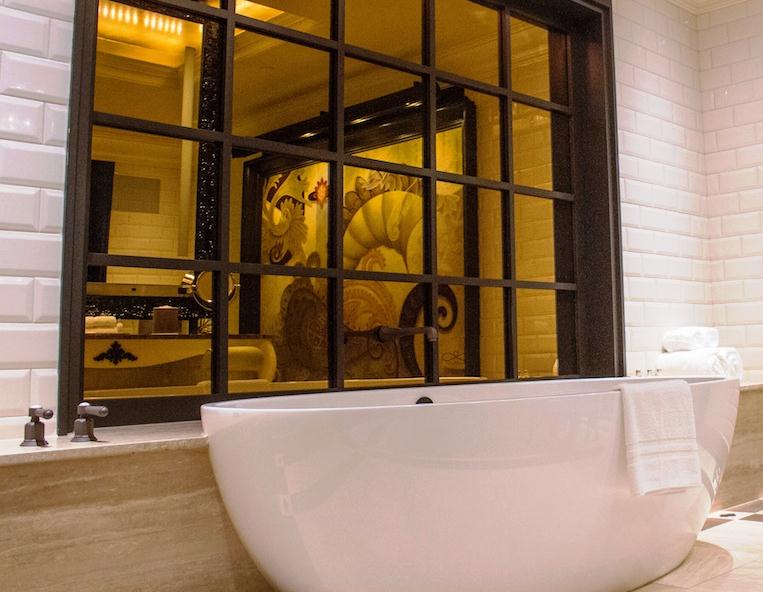 River City Casino & Hotel Suite Bathroom