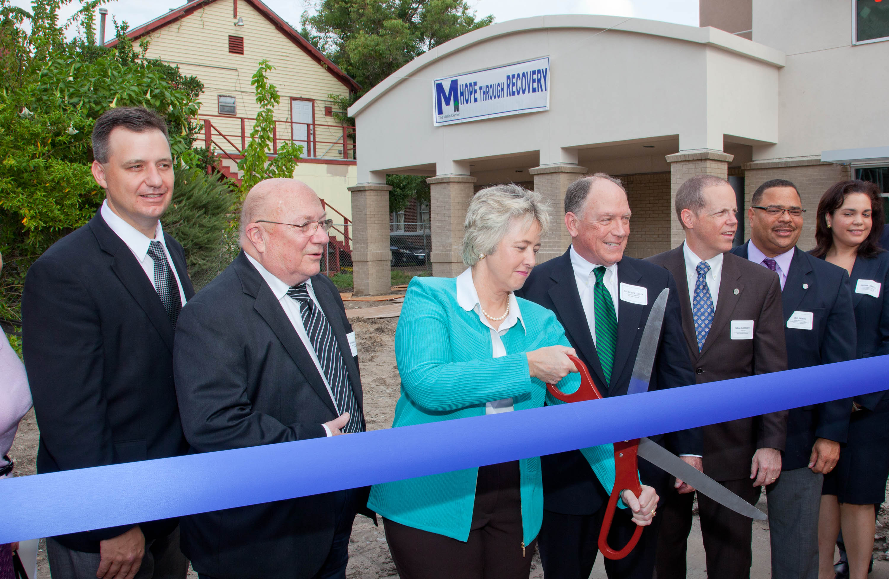 The Men's Center Celebrates Opening of New Facility