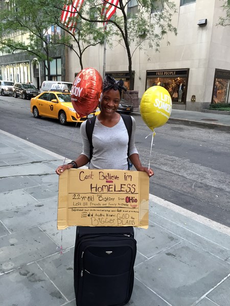 The Balloon Council Launches #liftupsomebody Campaign