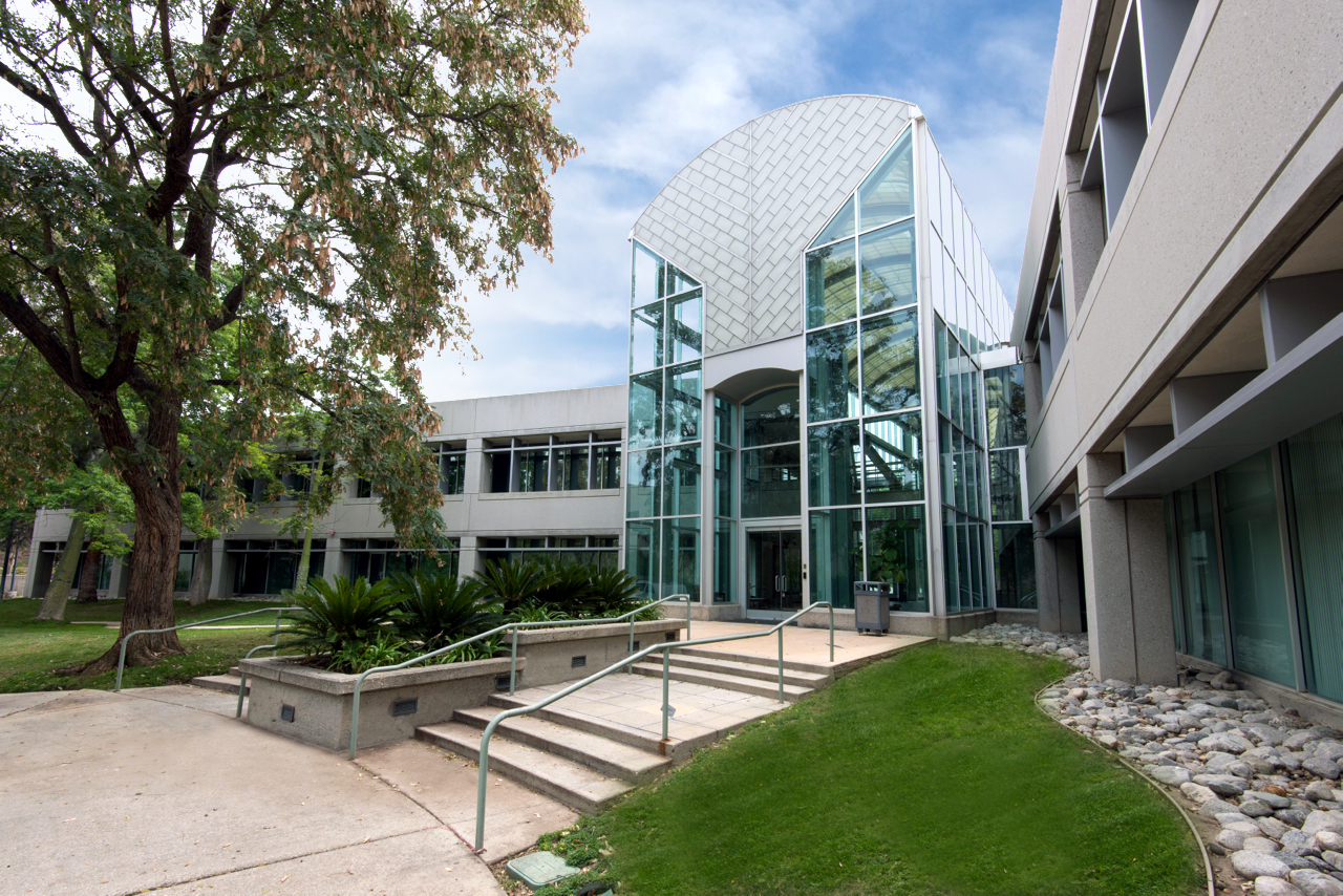 2900 N Madera Rd (2)